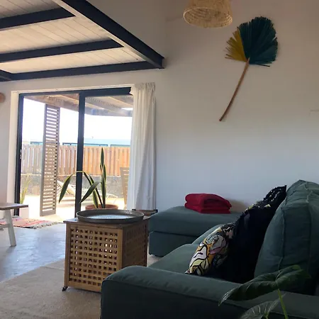 Calderon Hondo Lajares